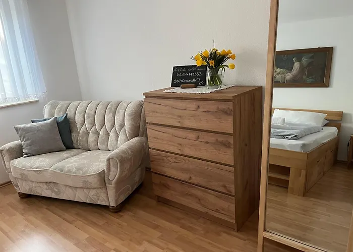 Ferienzimmer Privatunterkunft *